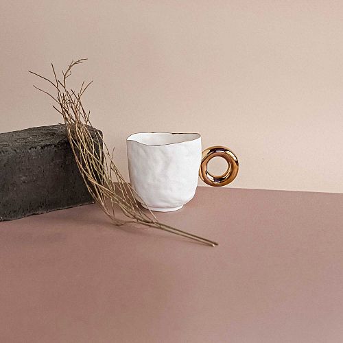 Кружка фарфоровая большая с золотым кольцом RES OBJECTS