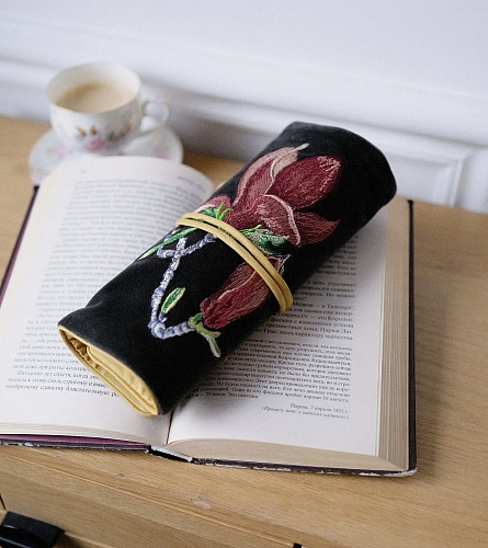 Пауч "Pollen Магнолия" gray MASHU POUCH